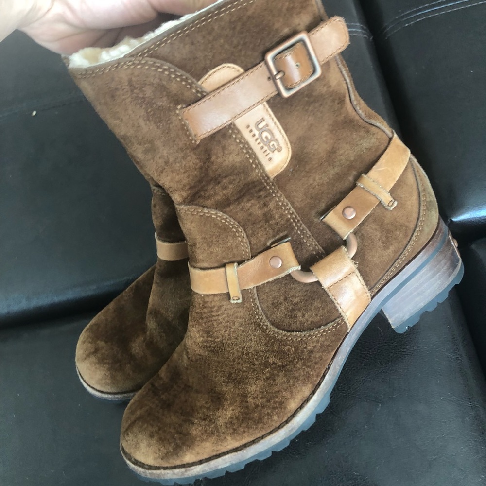 UGG BOOTS- open to trades